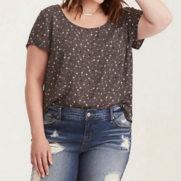 Torrid Georgette Button Back Top - Picture 2 of 6